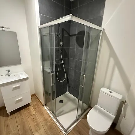 20m2, Sdb Pv, Centre, Wifi, 160m2 *