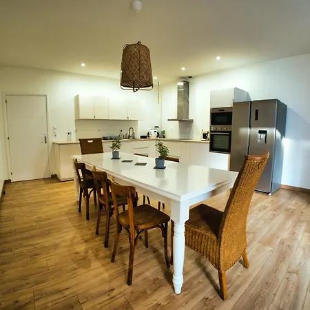 20m2, Sdb Pv, Centre, Wifi, 160m2 Privatunterkunft